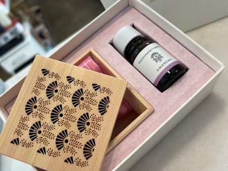 Amanemu Essential Oil Set Discount