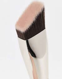 MAC 171S Smooth-Edge All Over Face Brush For Discount