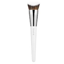 Fillimilli 822 V Cut Foundation Brush on Sale